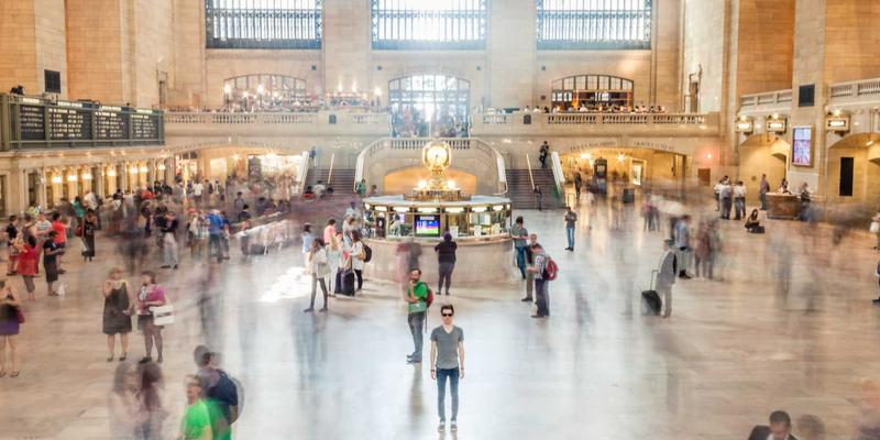 产后康复师与月嫂:黄金搭档如何为新妈妈打造完美月子期?